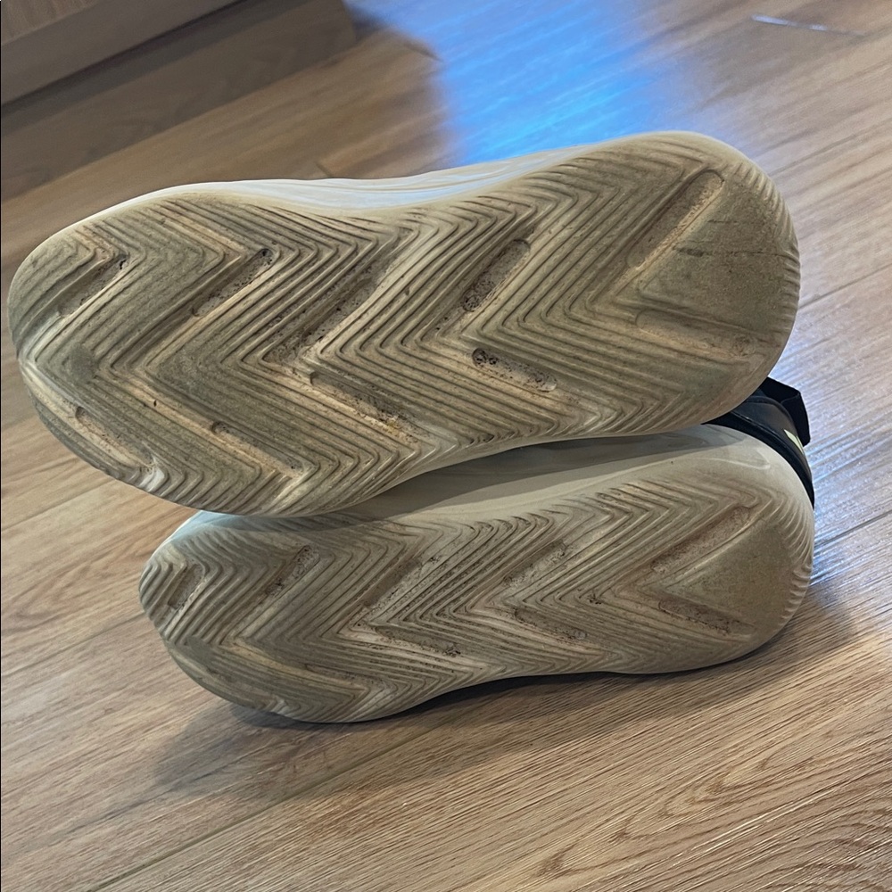Black and White Athletic Sneakers - Picture 5 of 6